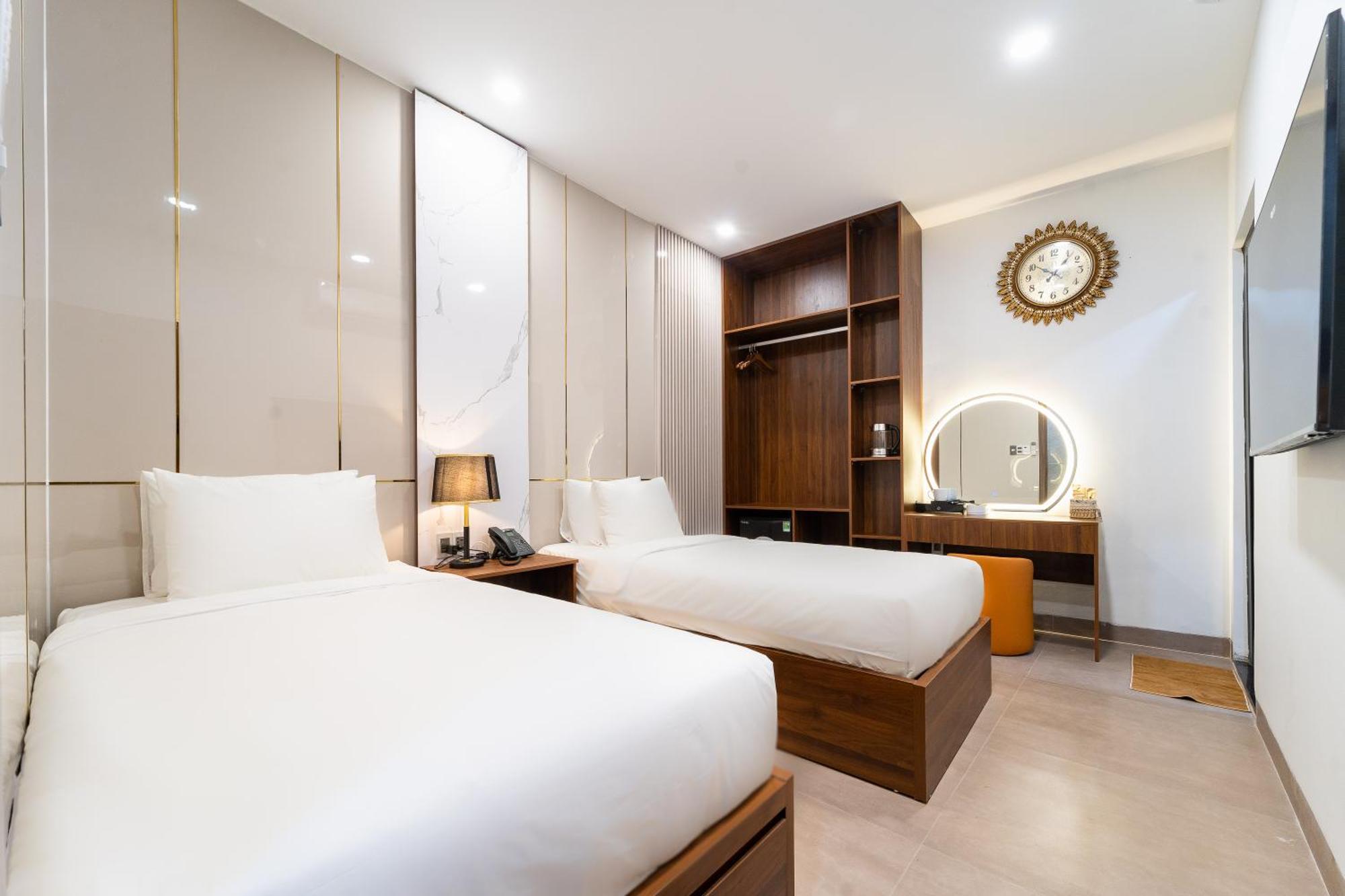 Hotel Golden Lunar Ho Chi Minh City